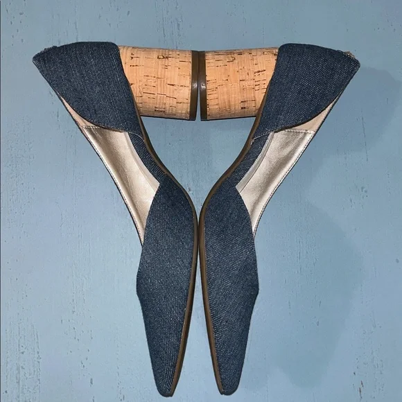 Anne Klein Iflex Women’s 8.5 Pointy Toe Denim Blue Cork Heels - Picture 4 of 10